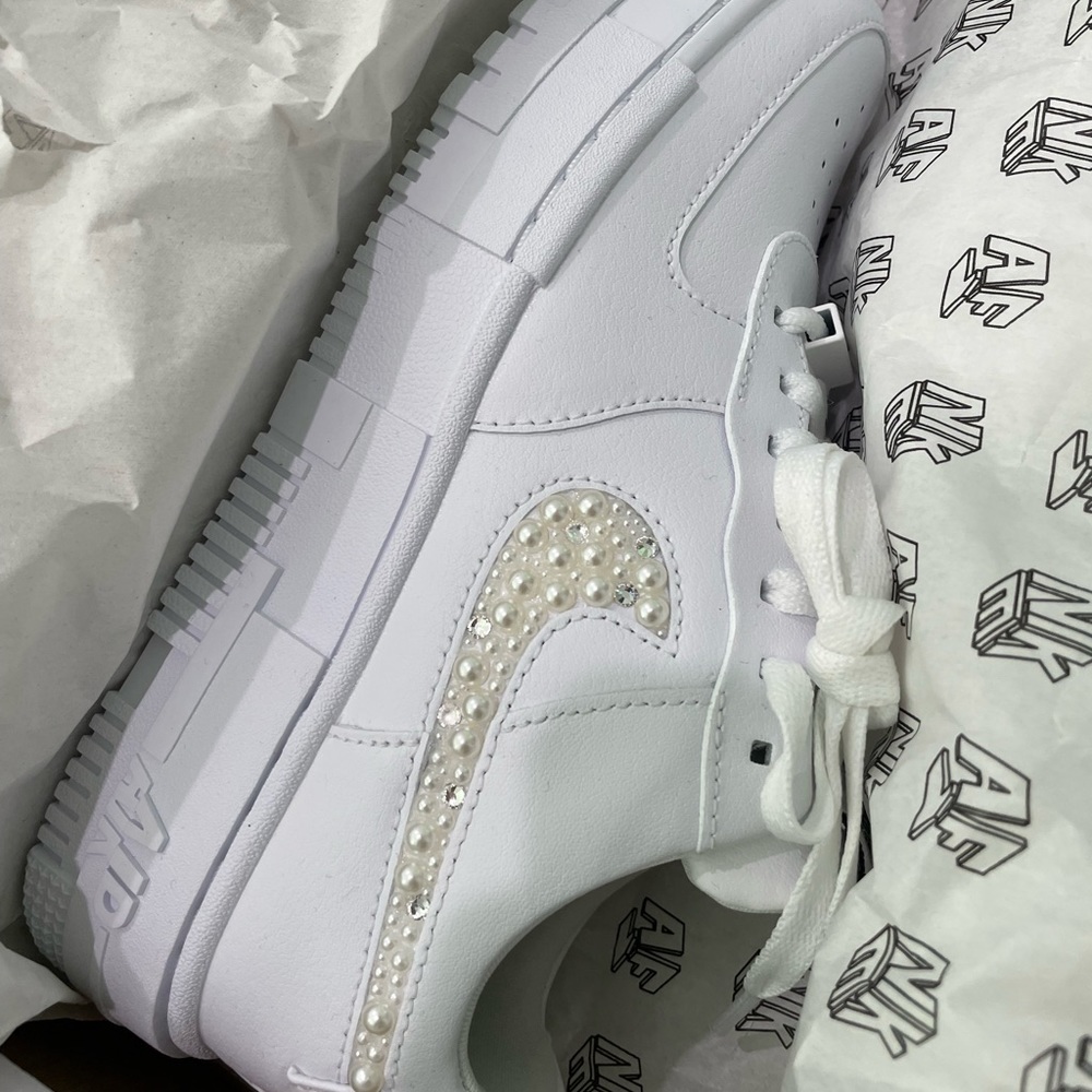 Custom Air Force 1 Nike Pixel
